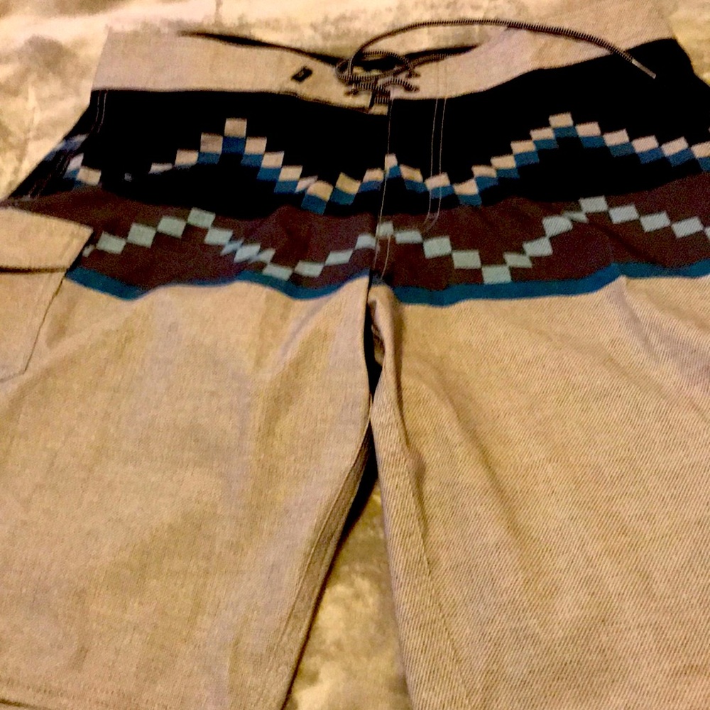 Men short